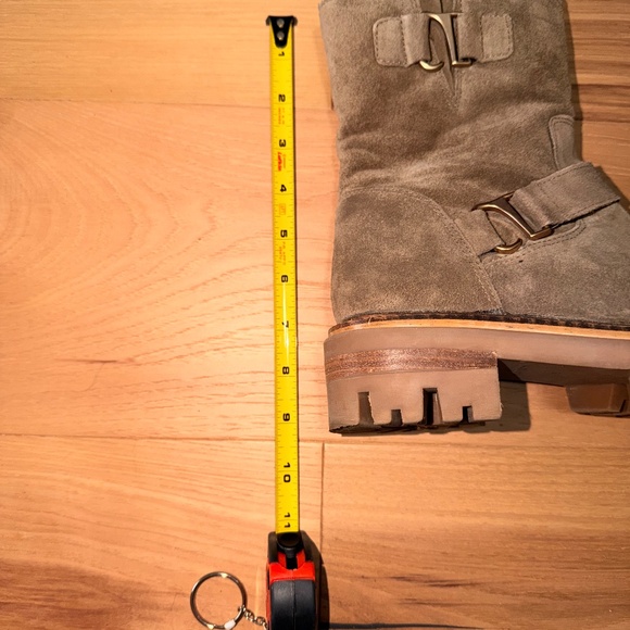 ALPE MONZA Lug Sole Ankle Boot - Picture 4 of 6